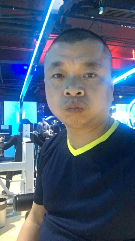 奋斗的第一张照片--云浮相亲服务中心