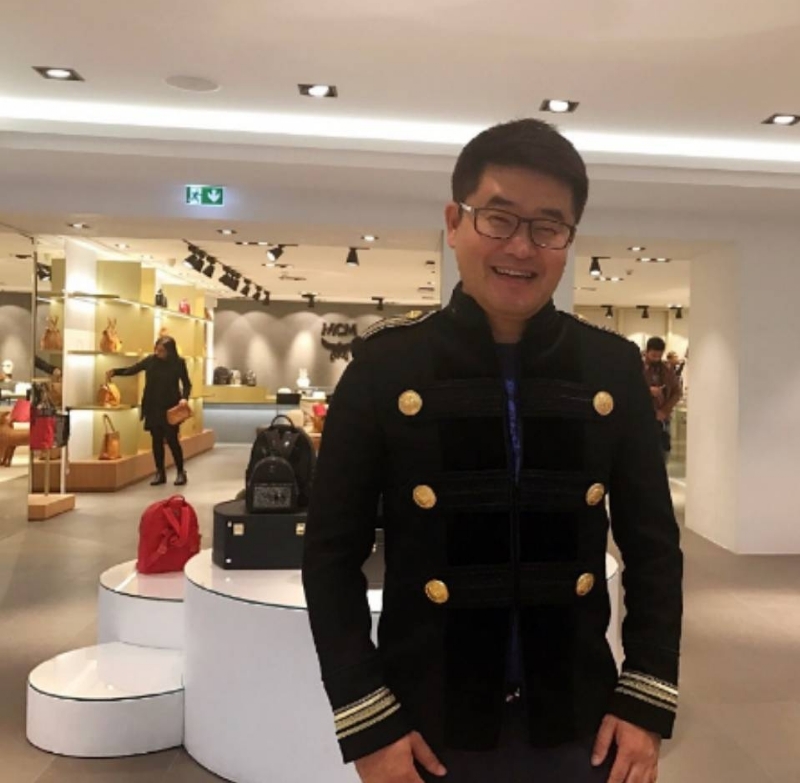 大千世界的第一张照片--云浮相亲服务中心