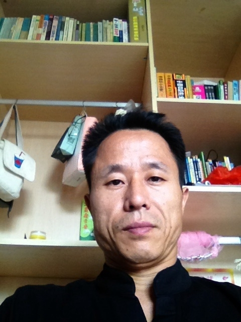 龙三少的第一张照片--云浮相亲服务中心