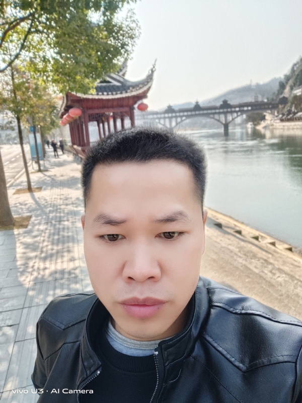 啊锦的第二张照片--云浮相亲服务中心