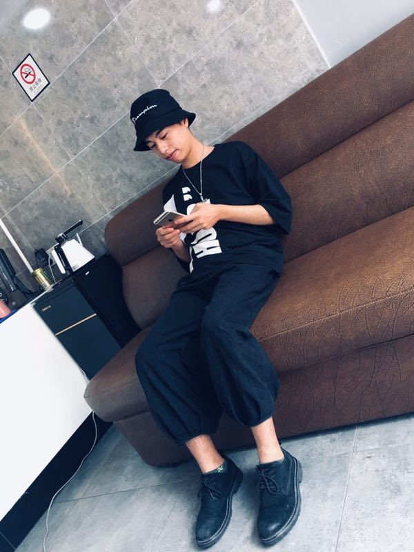 寻找的第三张照片--云浮相亲服务中心