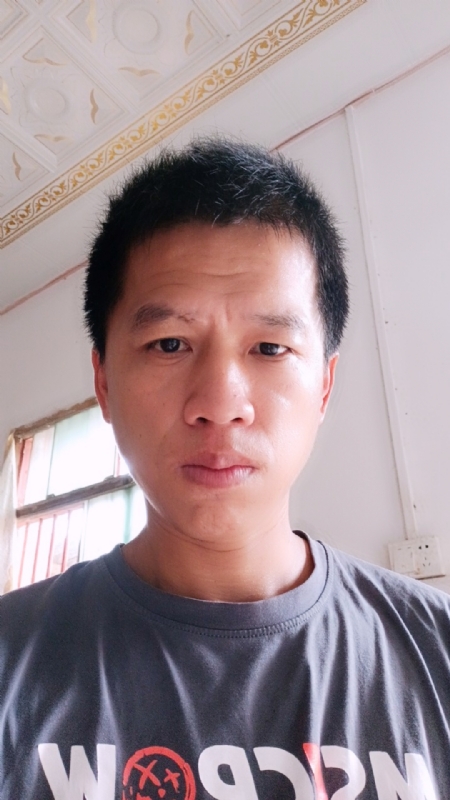 人都再努力的第一张照片--云浮相亲服务中心