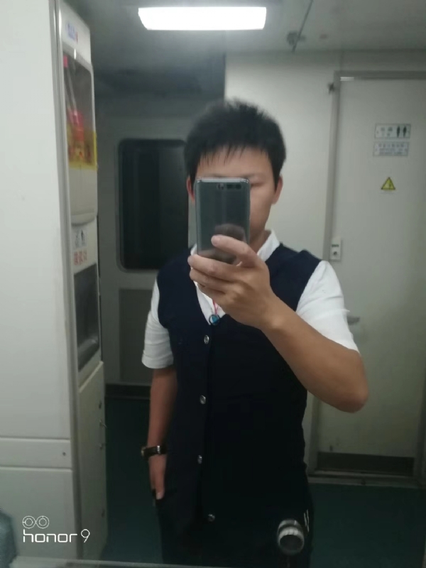 阳光下de幸福的第一张照片--云浮相亲服务中心