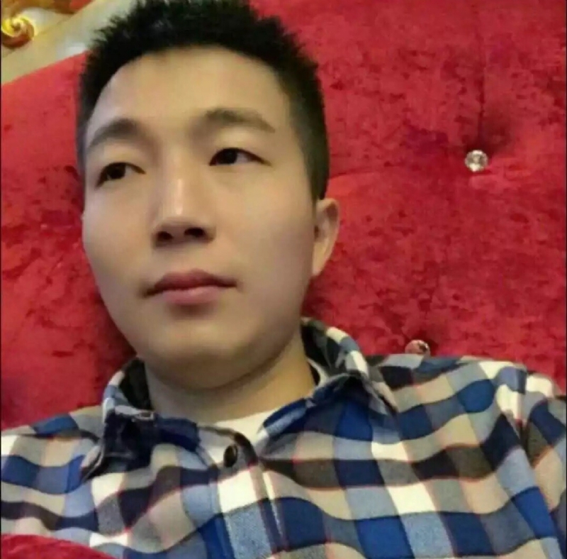 崩塌的信仰的第一张照片--云浮相亲服务中心
