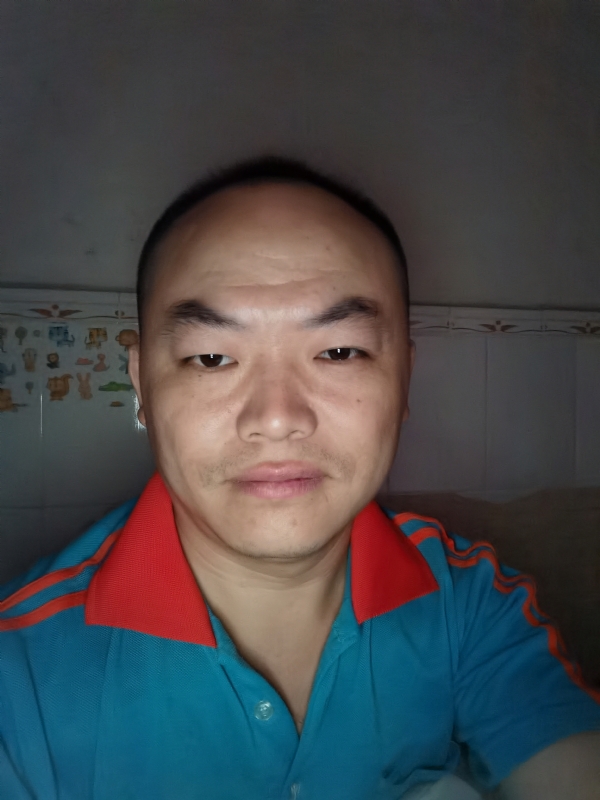 与子携老的第二张照片--云浮相亲服务中心