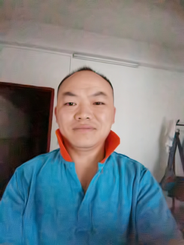 与子携老的第四张照片--云浮相亲服务中心